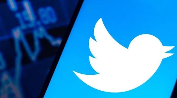 Twitter could soon roll out features like reactions and downvotes