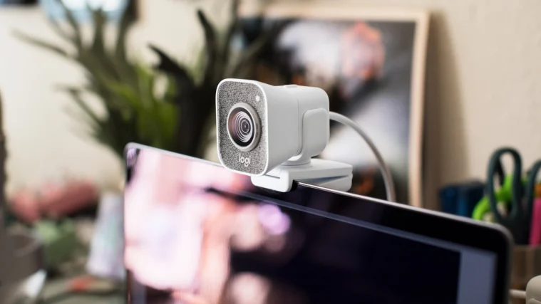 10 Best Webcams For Streaming in 2022