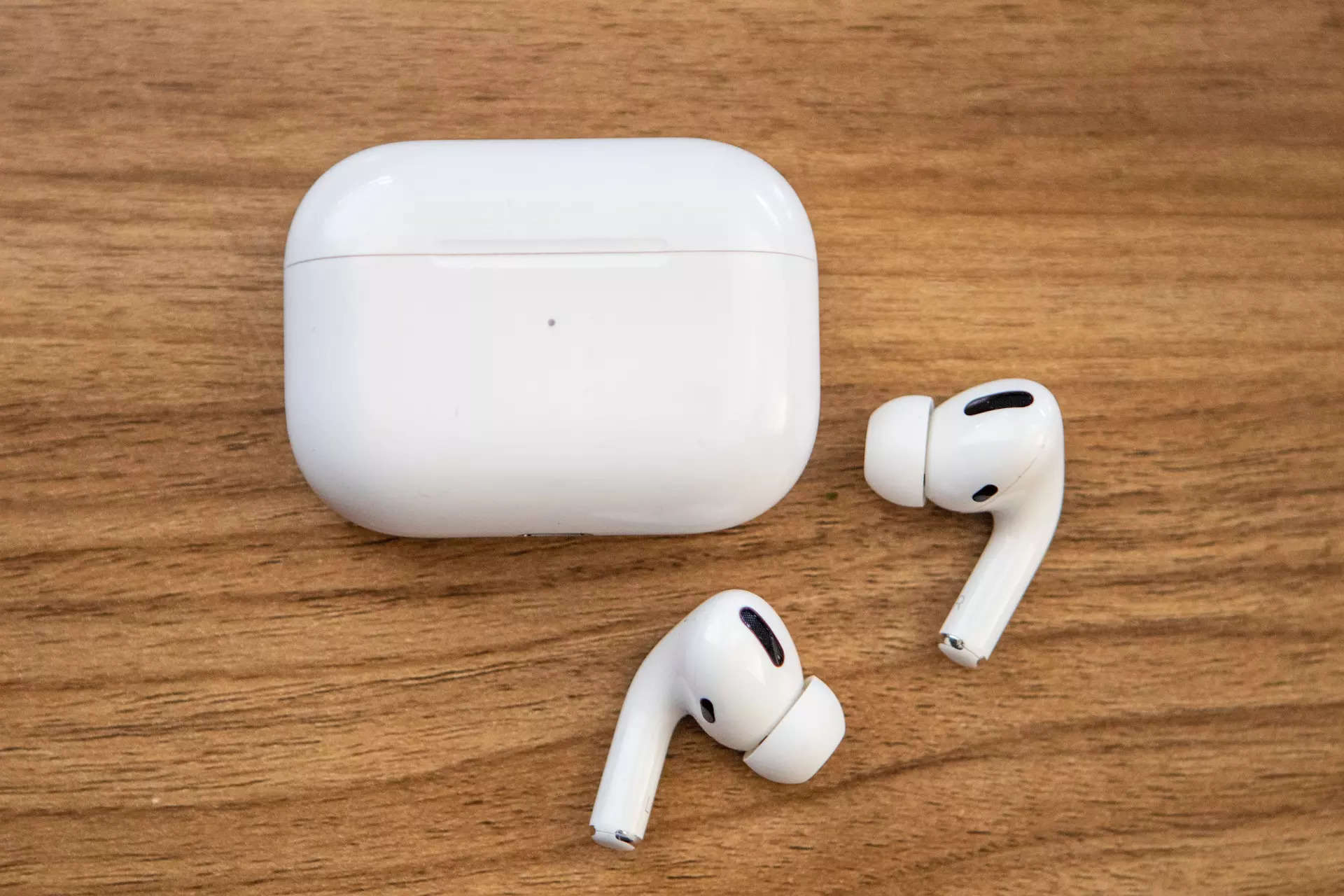 8 Best AirPods Alternatives 9 8 Best AirPods Alternatives In 2022