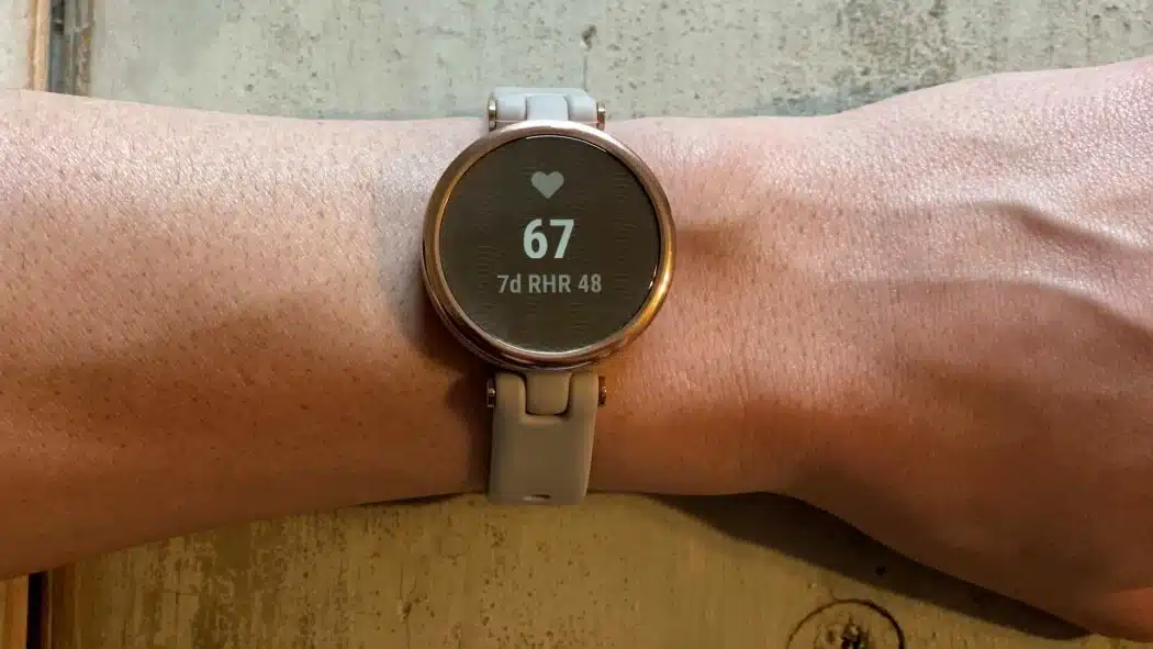 5 Best Reliable Smartwatches For Women 2023