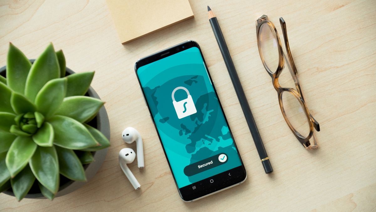 8 Best AppLock Alternatives For Android 9 8 Best AppLock Alternatives For Android