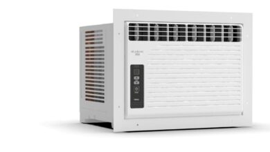 Compact Window AC. Powerful Cooling even in high humidity
